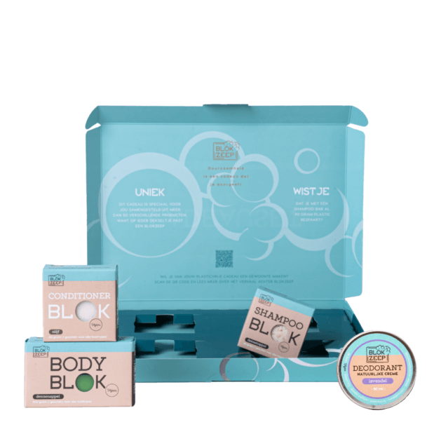 kerst cadeau Dennenappel M/L